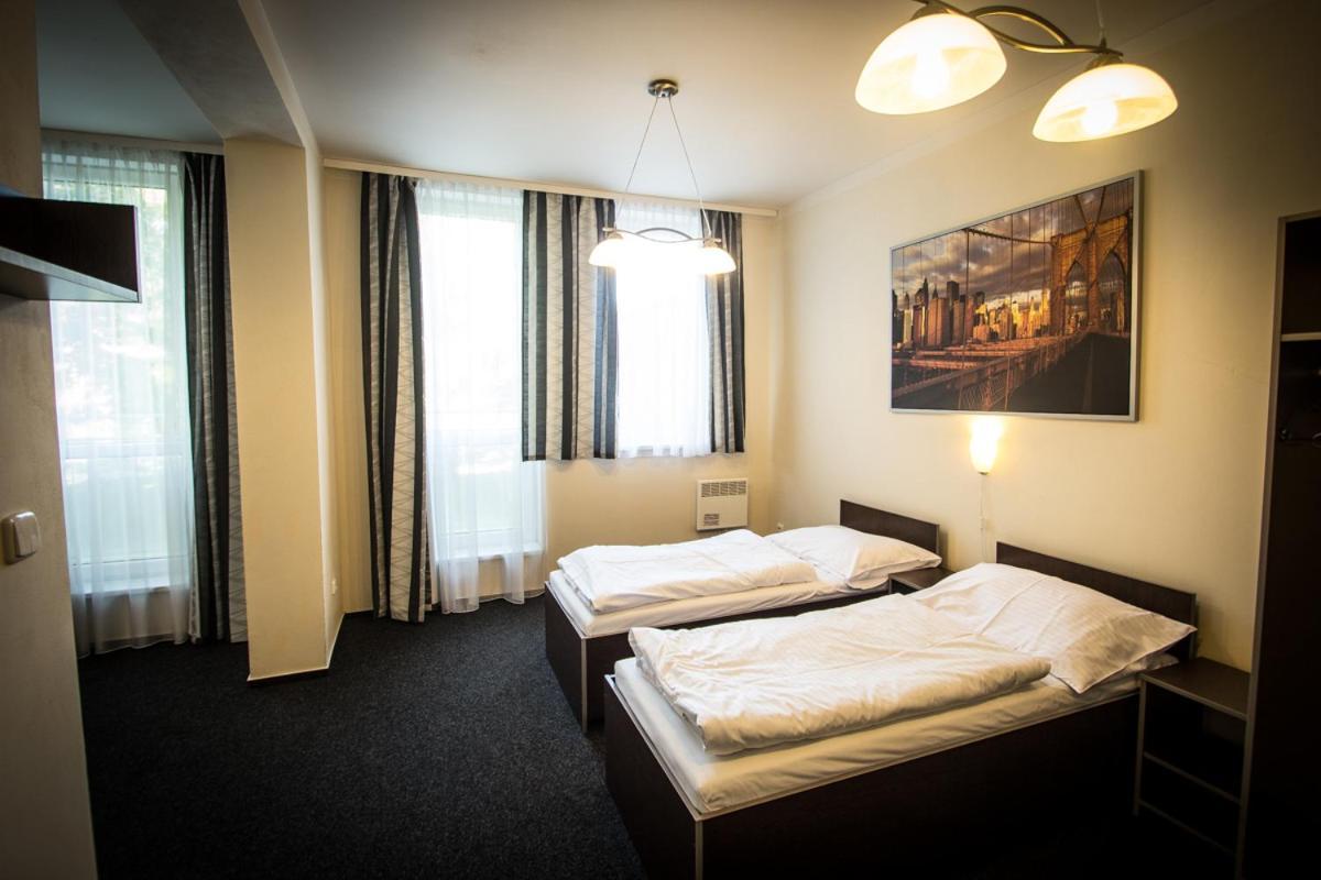 Hotel Sázavský Ostrov Sázava Exteriér fotografie