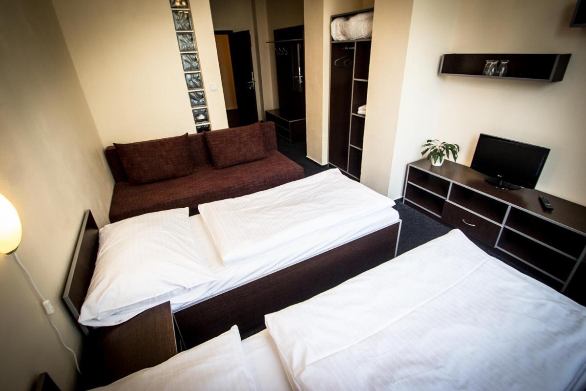 Hotel Sázavský Ostrov Sázava Exteriér fotografie